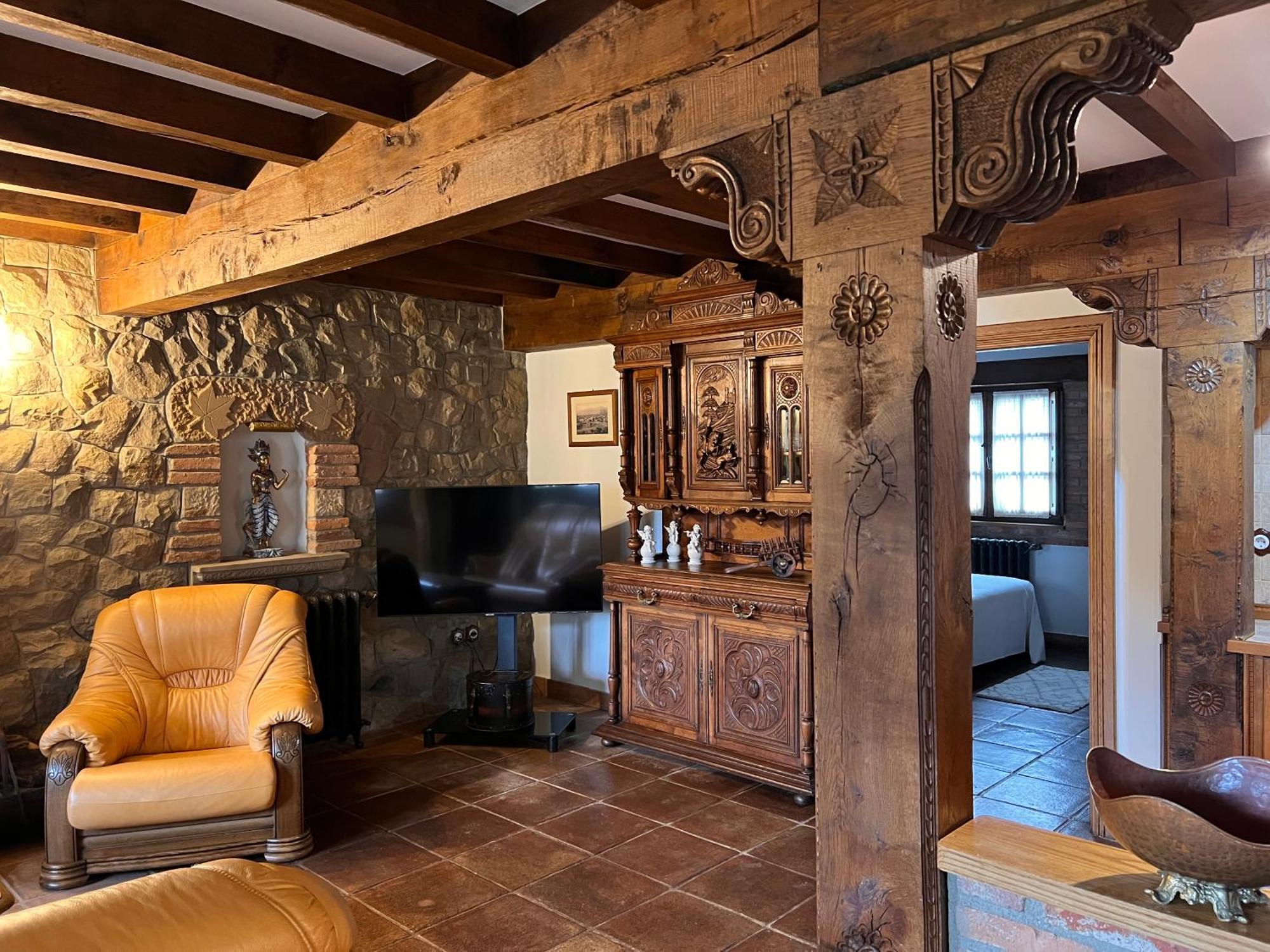 Apartamentos Villa Julieta Ruente Luaran gambar