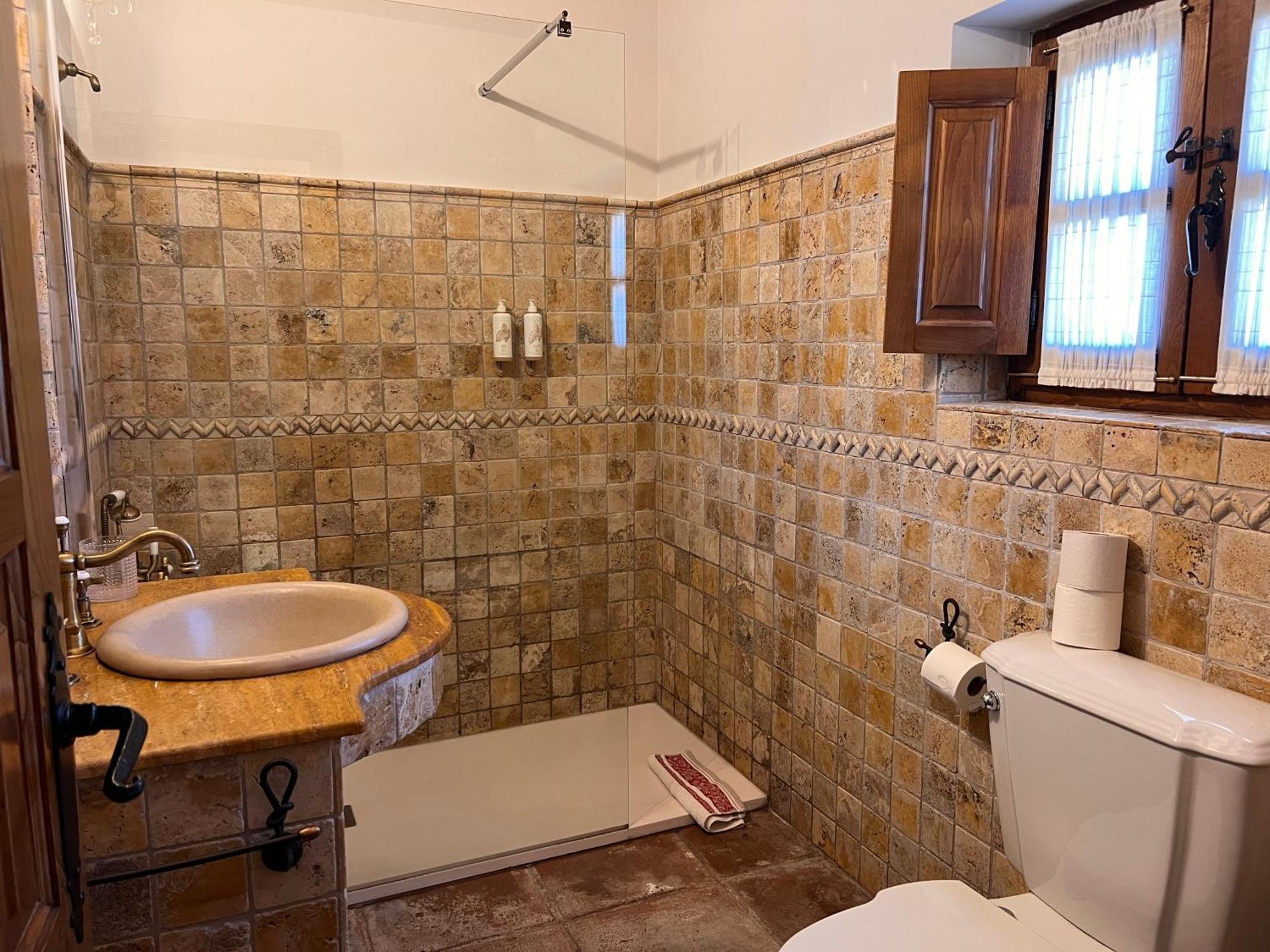 Apartamentos Villa Julieta Ruente Luaran gambar