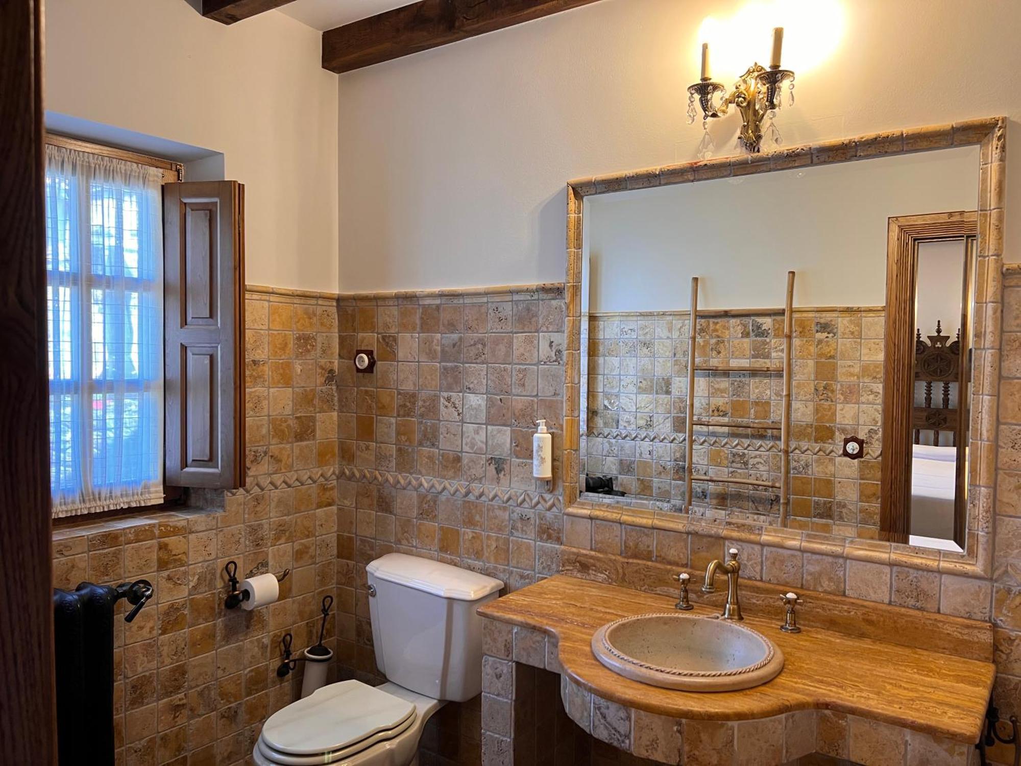 Apartamentos Villa Julieta Ruente Luaran gambar