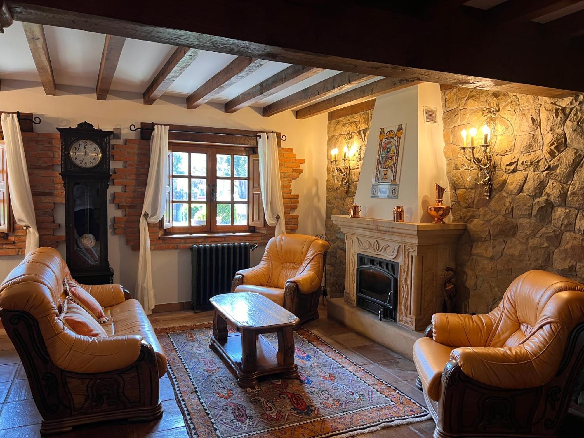 Apartamentos Villa Julieta Ruente Luaran gambar